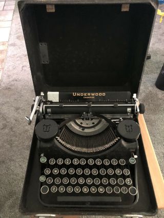 Vintage 1930s Portable Underwood Champion Typewriter