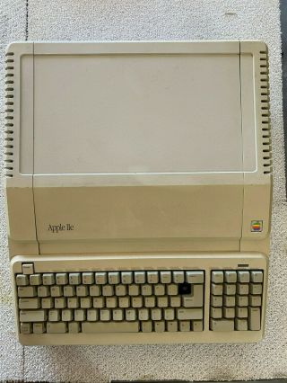 Vintage Apple Iie (2e) Computer W/ 1 Disk Drive Parts A2s2128