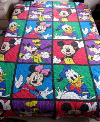Vintage Disney Mickey Mouse Twin / Full Comforter Donald Duck Goofy Minnie