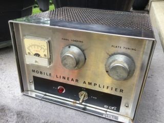 Courier E.  C.  I.  Vintage Old Mobile Tube Type Linear Amplifier
