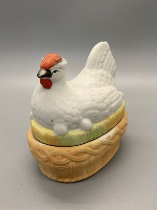 Vintage Mini Staffordshire Hen On Nest Bisque 3 1/2” Trinket Box