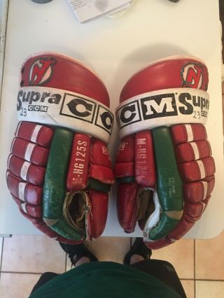 Vintage Game Jersey Devils Ccm Supra Hockey Gloves