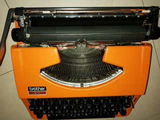 machine à écrire BROTHER 210 Orange vintage TBE 3