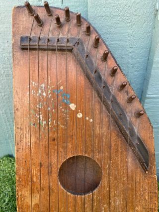 Zither With Hand Painted Decoration Of Antique Years