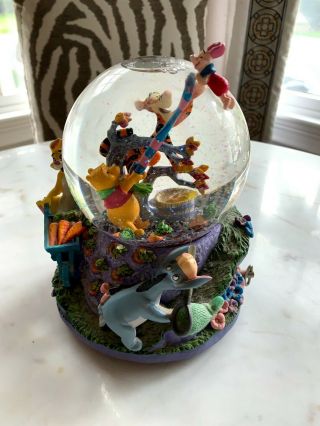 1963 Vintage Winnie The Pooh Snow Globe And Music Player