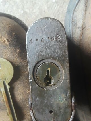 Vintage Southern Railway Yale Lock Rare with keeper chain LOOK 2