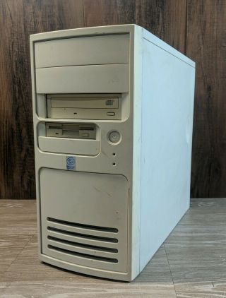 Vintage Desktop Pc Intel Pentium 4 Powers On No Hdd