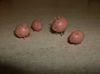 Vintage Cute Momma And The 3 Little Pigs Set Tiny Set Of Pigs Wooden