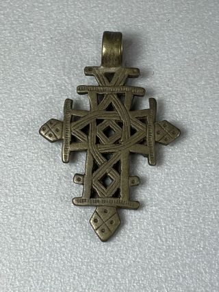 210539 - Old Ethiopian Coptic Handmade Neck Cross Pendant - Ethiopia.