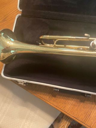 Vintage Conn 18 B Trumpet (1956 - 1957) W / hard case and Conn 7C mouthpiece. 3