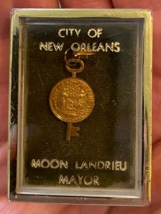 1970s Mayor Moon Landrieu Orleans Louisiana Key To The City In Case