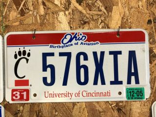 The University Of Cincinnati Bearcats Alumni License Plate Ohio 576xia