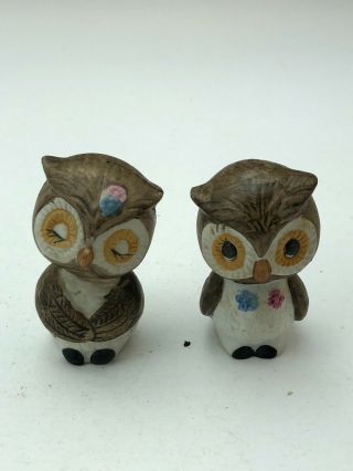 Vintage Ceramic Cute Owls Figurine Salt And Pepper Shaker Collectible Japan 2.  5 "