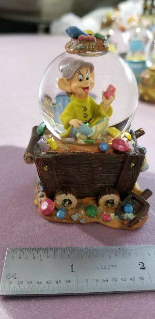 Disney Store Snow White Seven Dwarfs Dopey Gem Mining Cart Mini Snow Globe