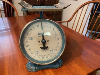 Antique Landers,  Frary & Clark Universal Household Scale