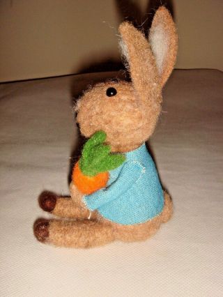 Cute Pin Felt Needle Felted Collectible Hare Rabbit & Carrot Figure Gift