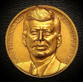 1964 Italian 24k Gold Plated Bronze John F.  Kennedy Ultra High Relief 1.  5” Medal