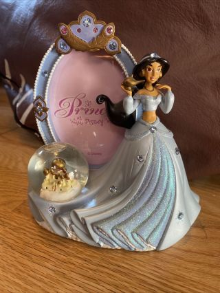 Disney Aladdin Jasmine Purple Dress Snow Globe Picture Frame