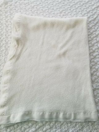 Vtg Baby Morgan White Thermal Baby Blanket Waffle Weave Acrylic Nylon Trim