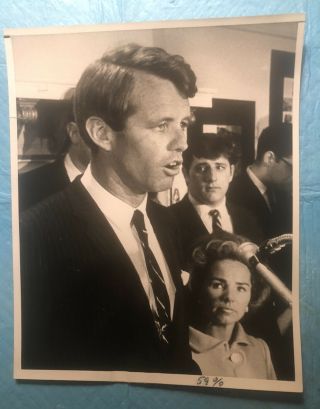 “wow” Robert F.  Kennedy 1968 Press Photo Announcing Run For President
