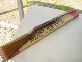 Vintage Daisy Model 220 Air Pellet Rifle W/ Box.  177 Cal.