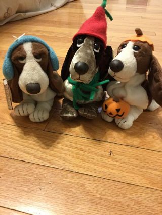 Basset Hound Collectible Holiday Hush Puppies Plush Tags Vintage Adorable Set