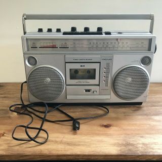Vintage Montgomery Ward Boombox Model No.  Gen - 3995a - Am/fm Cassette Radio 8 - Track
