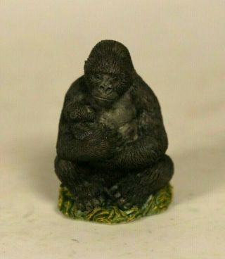 Country Artists Gorilla W Baby Miniature Figurine 04216