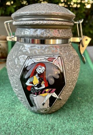 Nightmare Before Christmas Deadly Night Shade Locking Canister Cookie Jar Disney