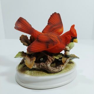 Andrea By Sadek Japan Ceramic Cardinal Bird Figurine Size 6 1/2in X 5in X 6in