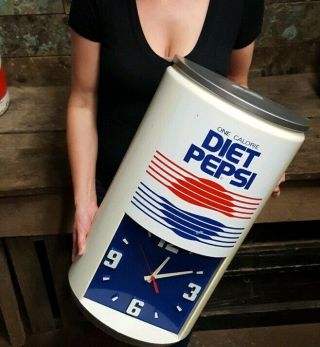 Vintage Diet Pepsi One Calorie 23 - 1/2 " H X 13 " W Advertising Can Clock