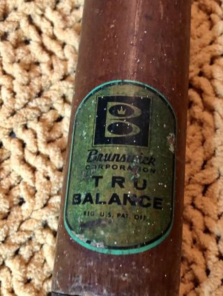 Vintage Brunswick Tru Balance One Piece Wood Billiard Pool Table Stick Cue