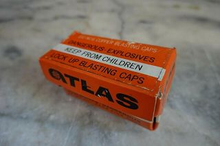 Vintage Atlas Blasting Caps 100 No.  6 " Non - Tin " Cardboard Box