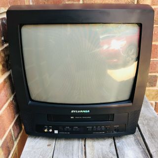 Vintage Sylvania 6313ce 13 " Crt Tv Vcr Vhs Player Combo Retro Gaming