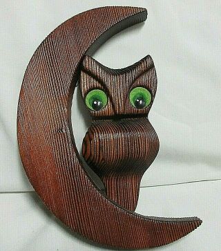 Vtg Wood Carved Owl Felt Eyes In A Crescent Moon Wall Plaque By Green Mountain