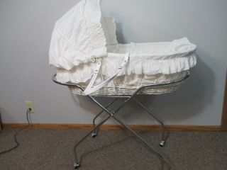 Vintage White Wicker Baby Bassinet With Stand