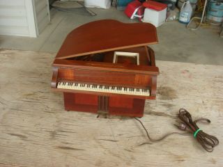 Vintage General Television Ge Westinghouse Piano Novelty Radio 534 Parts/ Repair