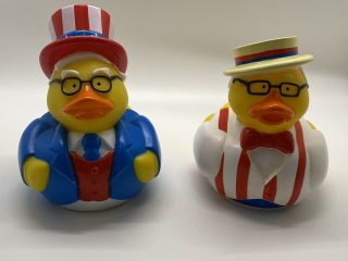 Berkshire Hathaway Warren Buffett & Charlie Munger 2020 Rubber Ducks,