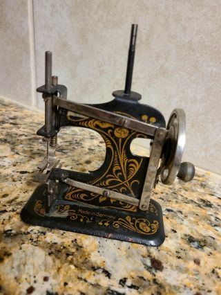 Antique Cast Iron Muller No 28 Germany Miniature Toy Sewing Machine.  Early 1900s
