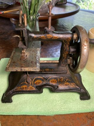 Antique German Muller No 12 Toy Sewing Machine