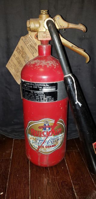 Vintage General Quick Aid Snofog Fire Guard Fire Extinguisher W/ Meta Cone Spout