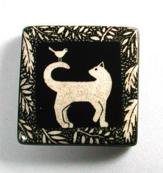 Vintage Artisan Porcelain Button Cat With A Bird Perched On Its Tail - 1 & 3/8 "