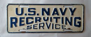 Vintage U.  S.  Navy Recruiting Service License Plate Identifying Placard