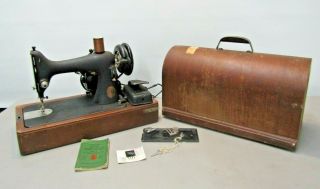 Antique 1941 Singer Sewing Machine Singer 99 Portable Electric Sewing Machine