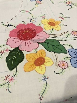 STUNNING Vintage Embroidered LARGE Oval Floral Tablecloth & 12 Napkins 3