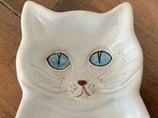 Charming 4.  5 " Cat - Shaped Trinket Dish • Ceramic • White Kitty W/blue Eyes