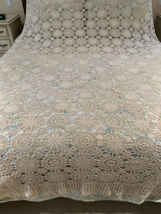 Vintage Crochet Lace Bed Cover Handmade Tablecloth ecru 110 x 97 bedspread 9x8 2