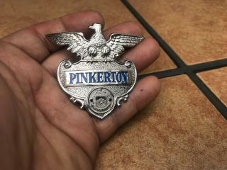 Obsolete Vintage Pinkerton Security Service Eagle Cap Hat Badge
