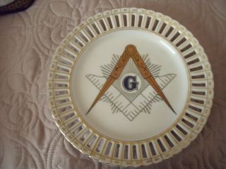 Masonic Dinner Plate 9 7/8 " Wide By Sanders Mfg Ruby Falls Tn Gilded Gold 1950 