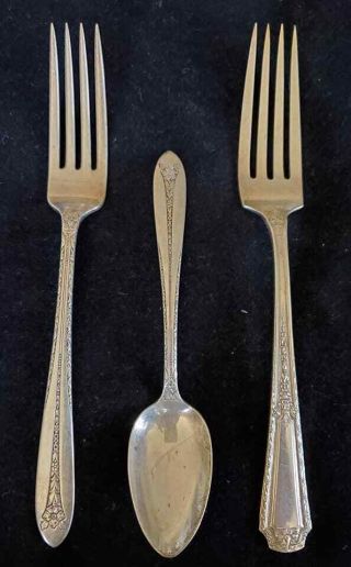 Sterling Silver Flatware 2 Forks 1 Spoon By National & 1924? Total 132 Grams